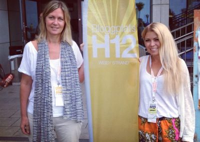 Ann Hallsenius och Karin Bäcklund, båda Almega, projektledare för Bloggplats H12 som nu flyttat till Visby Strand.